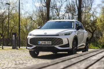 MG HS PHEV-25