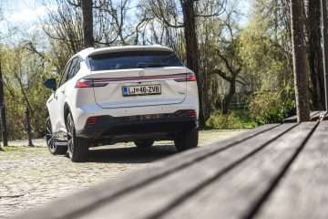 MG HS PHEV-30