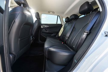 MG HS PHEV-8