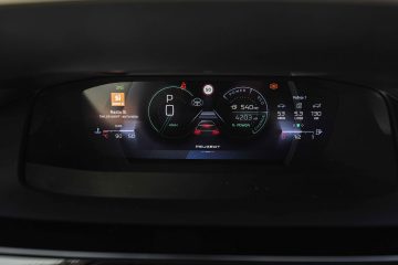 Peugeot 308 MHEV in 308 BlueHDI-2