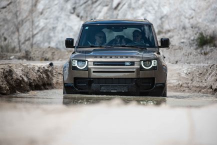 Range Roveer Defender Octa-18