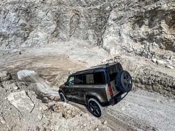 Range Roveer Defender Octa-20