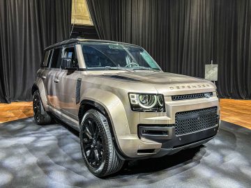 Range Roveer Defender Octa-21