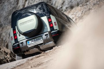 Range Roveer Defender Octa-3