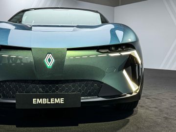 Renault Embleme-14