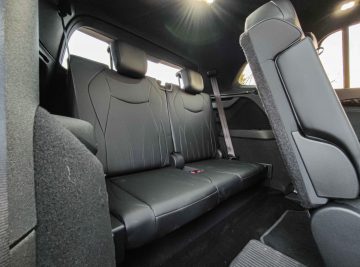 Volkswagen Tayron 2.0 TDI avtomobilizem.com-21