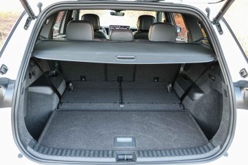 Volkswagen Tayron 2.0 TDI avtomobilizem.com-37