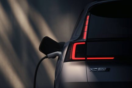 New Volvo XC70