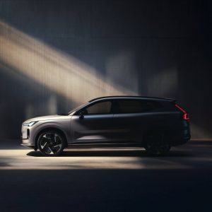 New Volvo XC70
