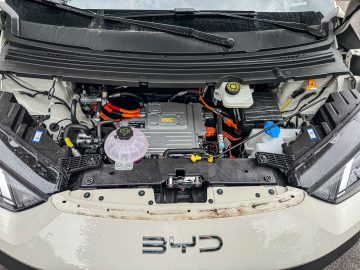 BYD Dolphin Surf EV avtomobilizem.com-2