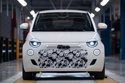 Fiat 500 hybrid avtomobilizem.com