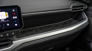 Jeep Compass avtomobilizem.com_12