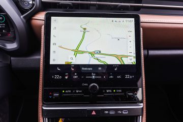Lexus LBX Hybrid-22