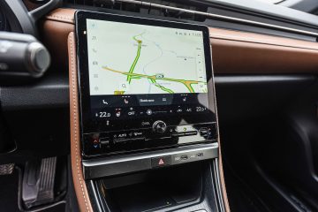 Lexus LBX Hybrid-28