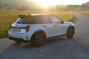 MINI COOPER S 09