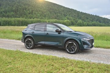 NISSAN QASHQAI 04
