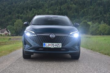 NISSAN QASHQAI 05