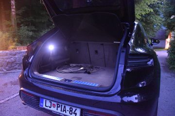 PORSCHE MACAN 34