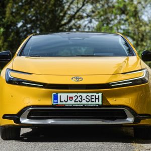 toyota-prius-phev-prikljucni-hib