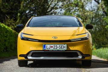 toyota-prius-phev-prikljucni-hib