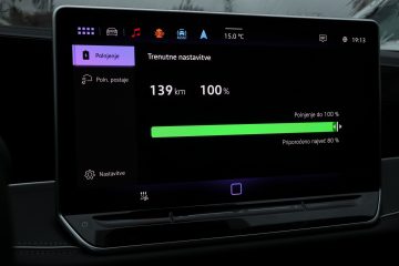 Volkswagen Passat PHEV polnjenje (5)