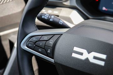 Dacia Bigster Hybrid-25