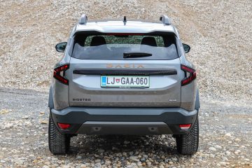 Dacia Bigster MHEV-11