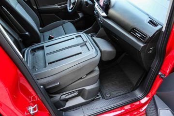 Ford Transit Connect_35