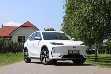 Geely EX5 (3)