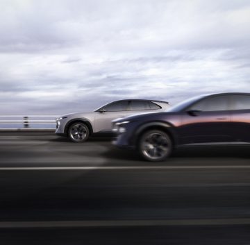 Mazda EZ-60_ (1)