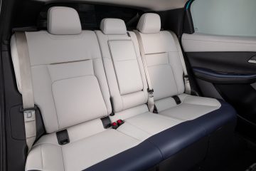 Nissan_Leaf_2025_010.JPG