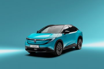NISSAN_LEAF_FRONT_3-4_hi