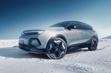 OpelGrandlandElectricAWD (1)