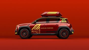 RENAULT 4 E-TECH ELECTRIC (B1317)