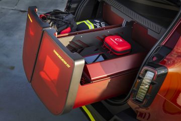 RENAULT 4 E-TECH ELECTRIC (B1317)