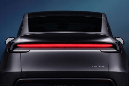 Tesla model Y _2