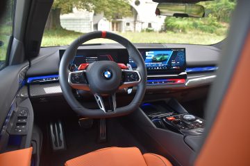 BMW M5 TOURING 14