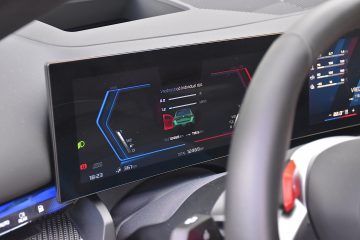 BMW M5 TOURING 18