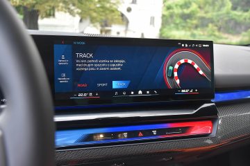 BMW M5 TOURING 23