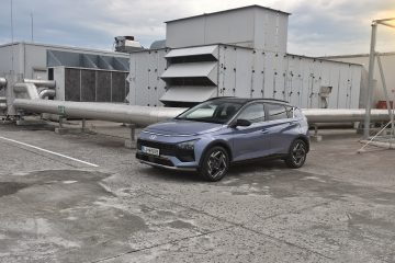 HYUNDAI BAYON 10