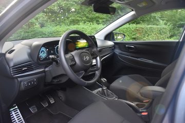 HYUNDAI BAYON 12