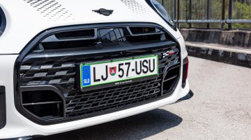 Mini_JCW_Cabrio_03