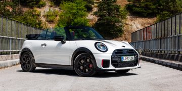 Mini_JCW_Cabrio_31