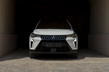 Mitsubishi Grandis_3