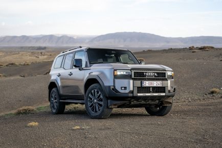Toyota Land Cruiser_ (5)