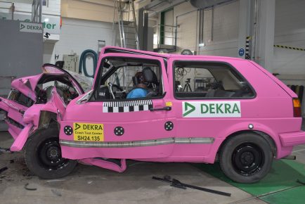 dekra-crash-test-golf-ii-1