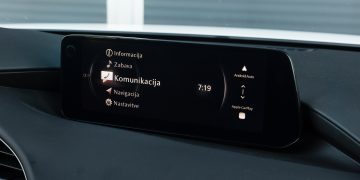 Mazda3_eSkyactiv140_Exclusive_Line_37