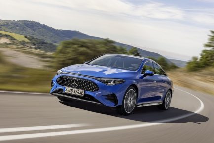 Der neue Mercedes-Benz CLA: großartig, mühelos, intuitiv und flexibelThe all-new Mercedes-Benz CLA: gorgeous, effortless, intuitive, and flexible.