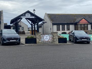 Nissan Qashqai e-POWER drives from Land’s End to John O’Groa