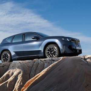 BMW iX3_ (8)